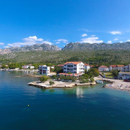 Bed and Breakfast Pansion Croatia Стариград-Паклениця Екстер'єр фото