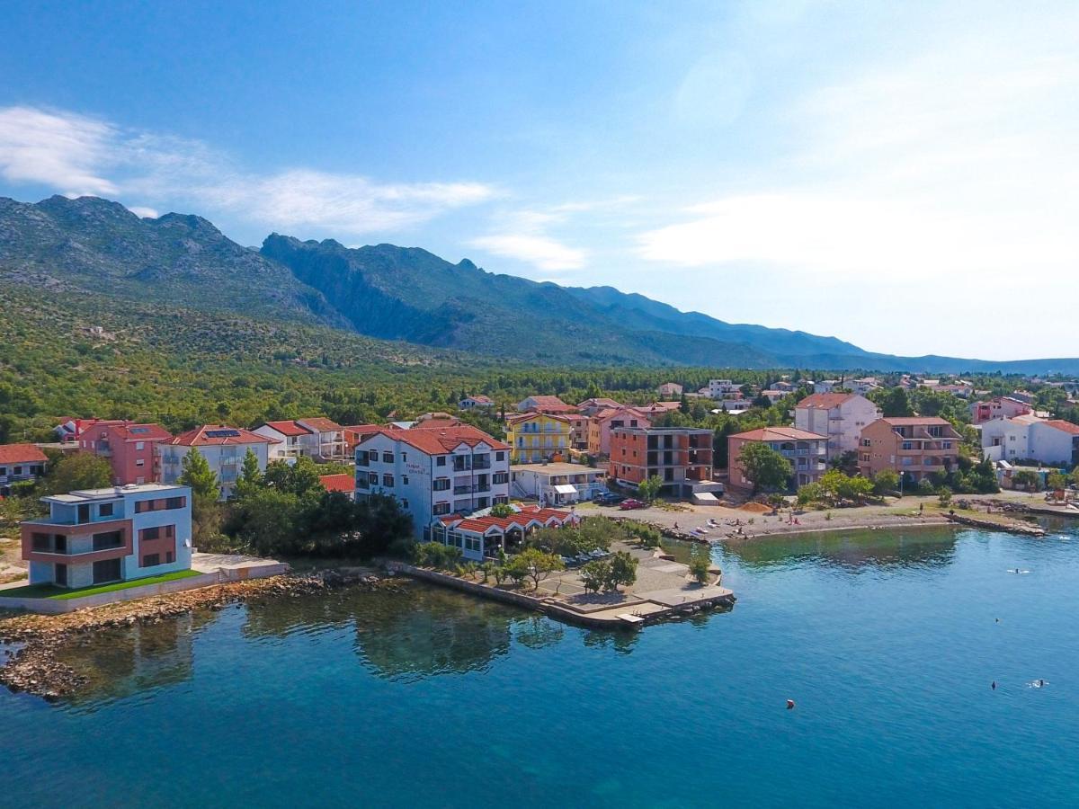 Bed and Breakfast Pansion Croatia Стариград-Паклениця Екстер'єр фото