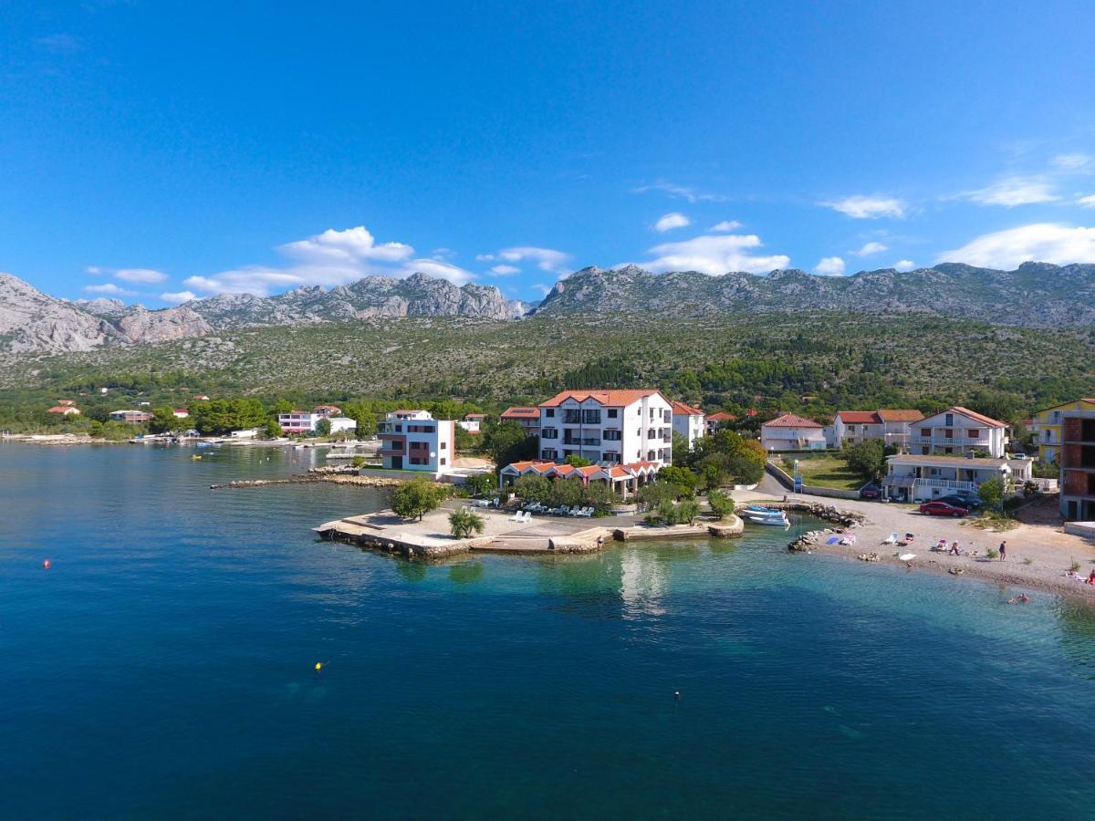 Bed and Breakfast Pansion Croatia Стариград-Паклениця Екстер'єр фото