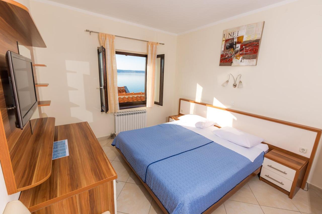 Bed and Breakfast Pansion Croatia Стариград-Паклениця Екстер'єр фото